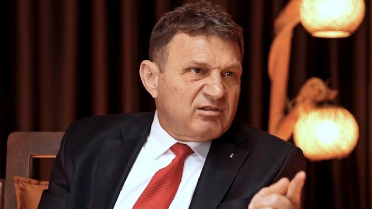 Emekli Amiral